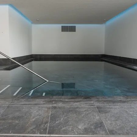 Chasa Helvetia Quatter Lägenhet Müstair