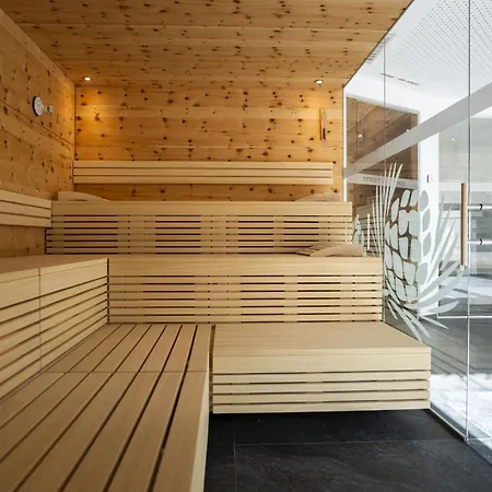 Chasa Helvetia Quatter Lägenhet